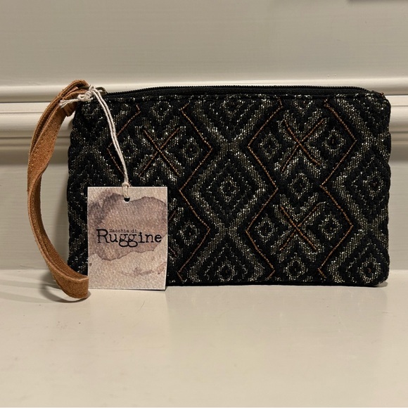 NWT Ruggine Luster Wristlet - Picture 4 of 8